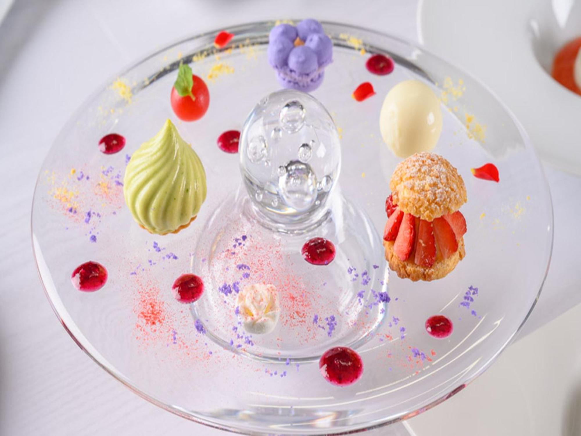 Shin Furano Prince Hotel Bagian luar foto A dessert