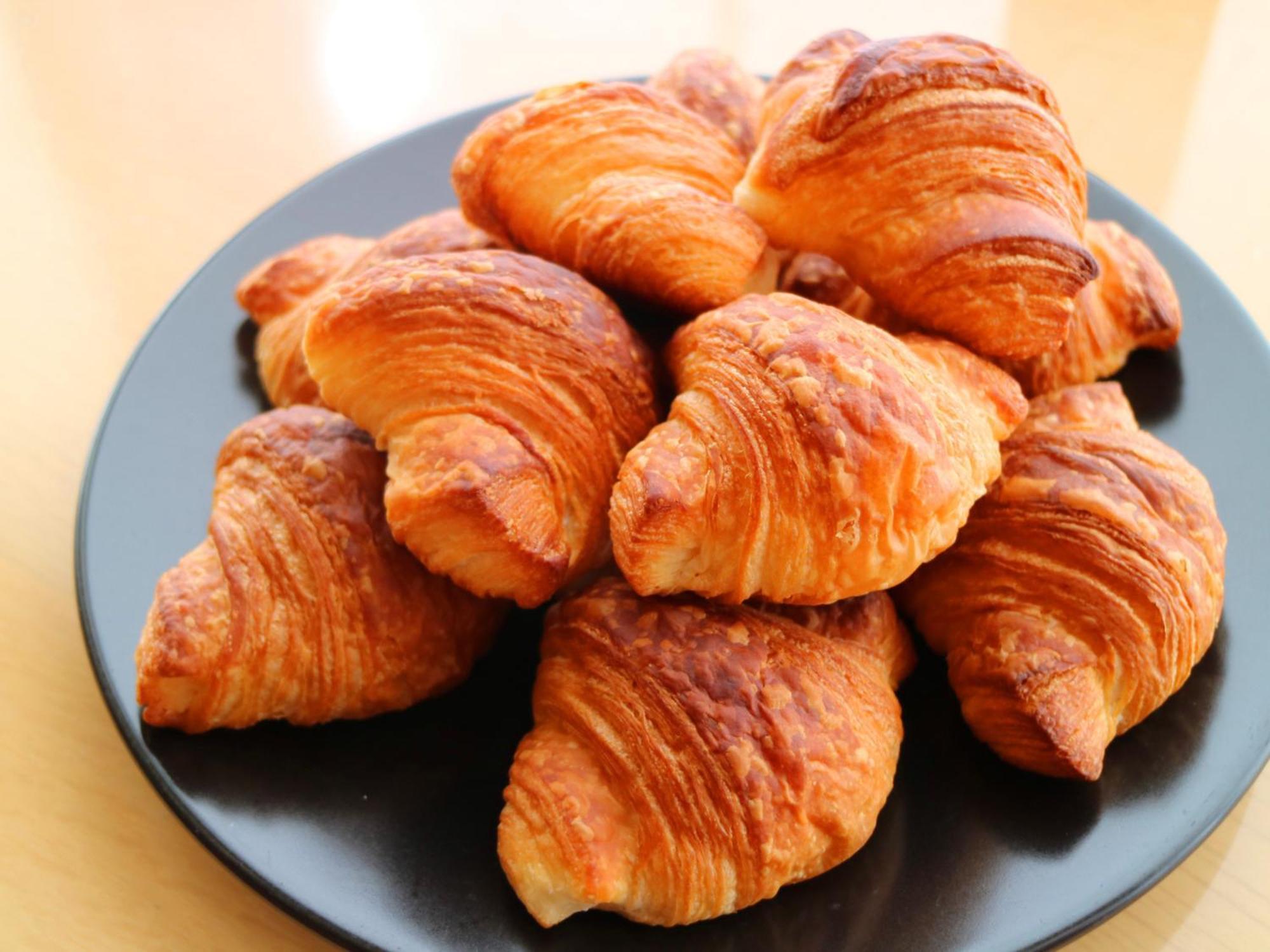 Shin Furano Prince Hotel Bagian luar foto Croissants